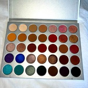 Morphe x Jaclyn Hill Eyeshadow Palette